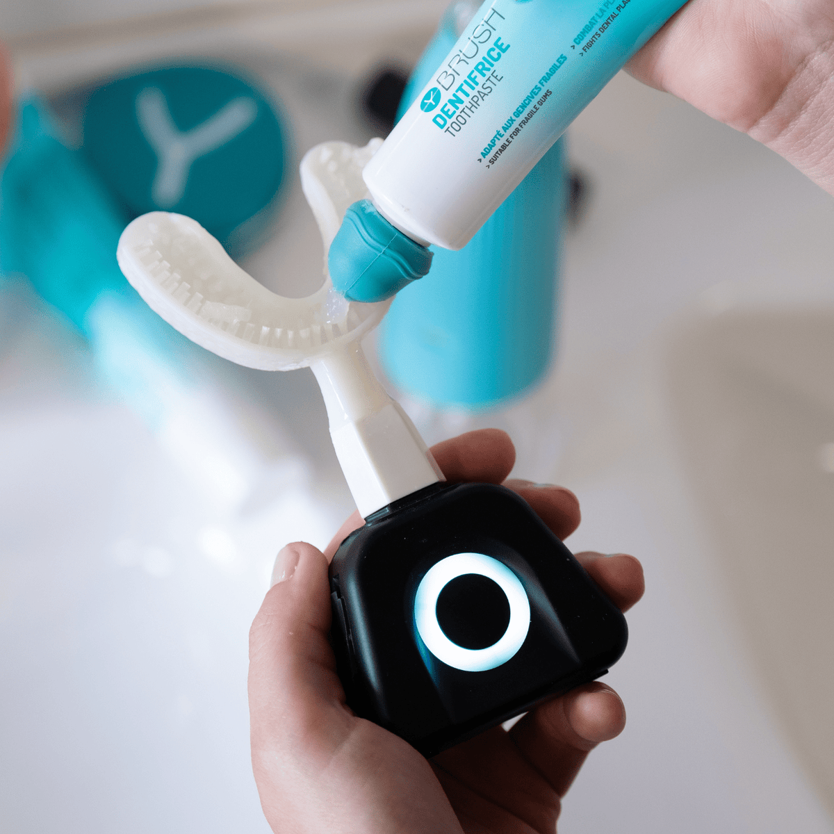 Comment intégrer la Y-Brush dans votre routine quotidienne pour un brossage optimal ? - Y-Brush