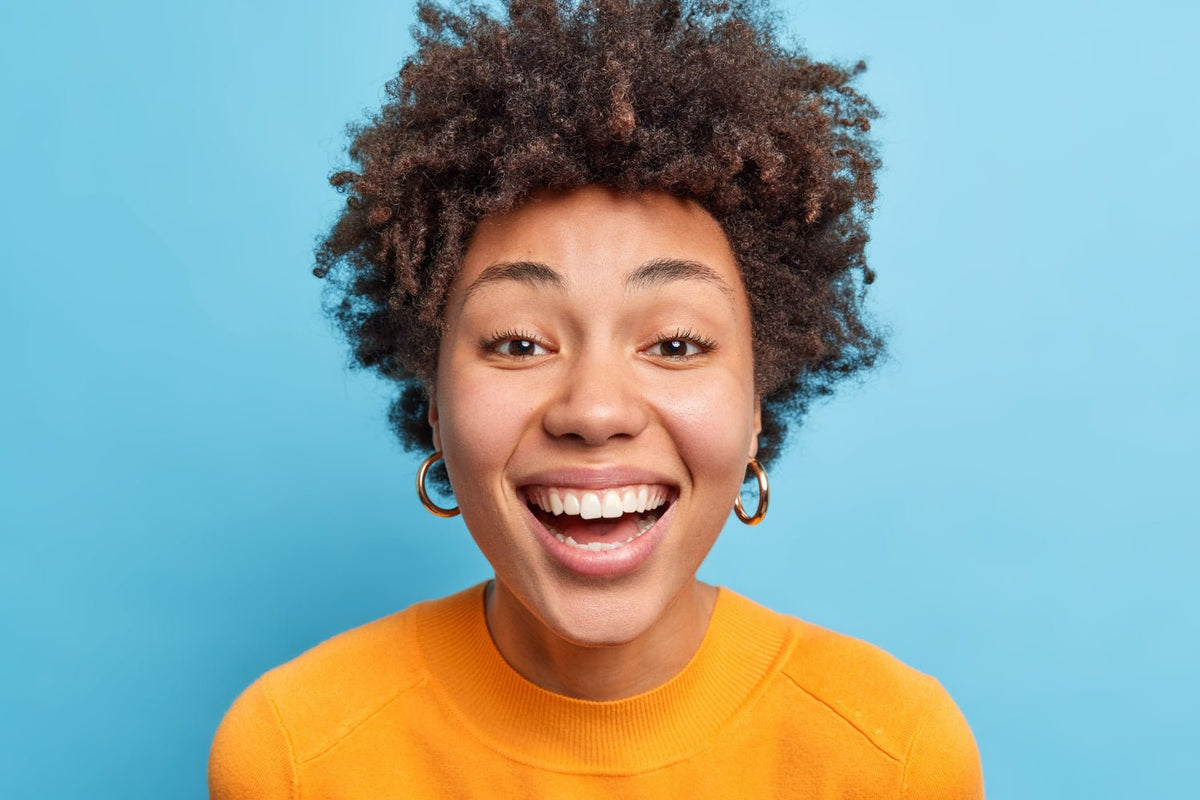 Comment La Technologie Sonique De La Y-Brush Essential Révolutionne-t-elle Votre Routine D'hygi&egrave;ne Bucco-dentaire ? - Y-Brush