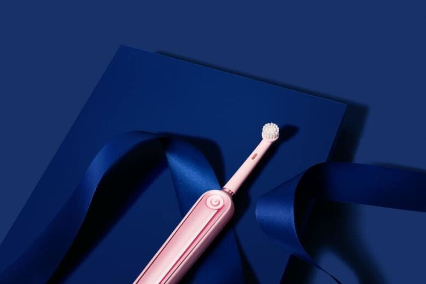 Brosse à dent automatique : Pourquoi la choisir ? - Y-Brush