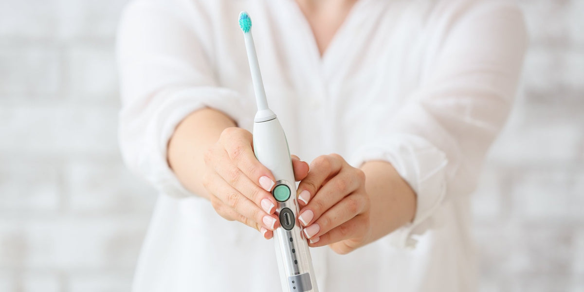 Quelles sont les meilleures brosses à dents électriques soniques ? - Y-Brush
