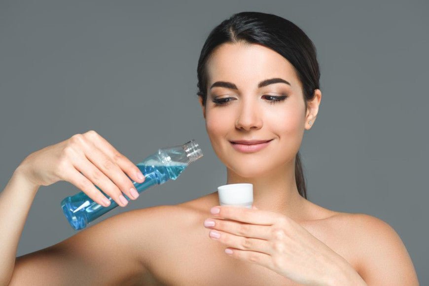 Bain de bouche à la Chlorhexidine : Pourquoi est-ce-une bonne idée ? - Y-Brush