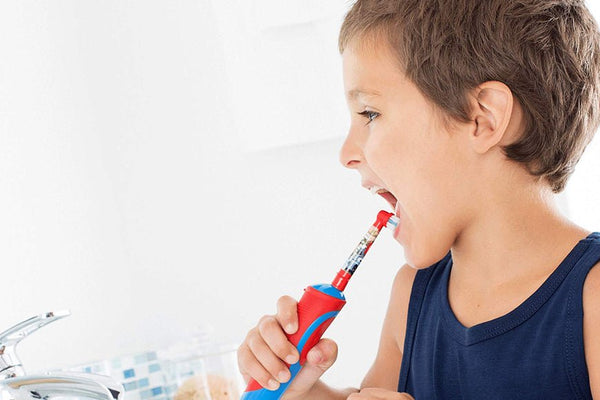 Brosse à dents électrique pour enfant / Que faut-il savoir ? - Y-Brush