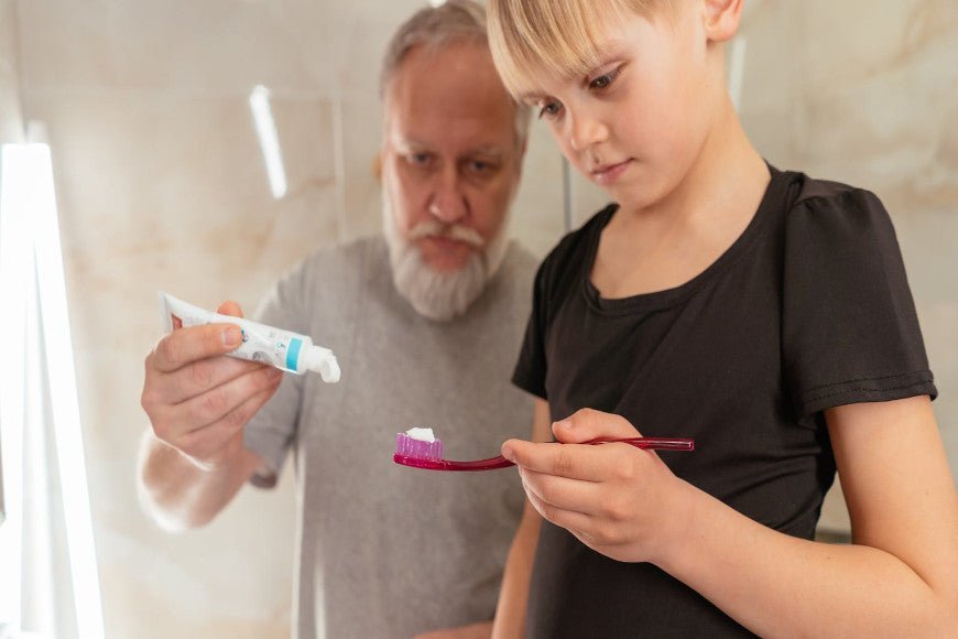 Pourquoi choisir un dentifrice sans fluoride ? - Y-Brush