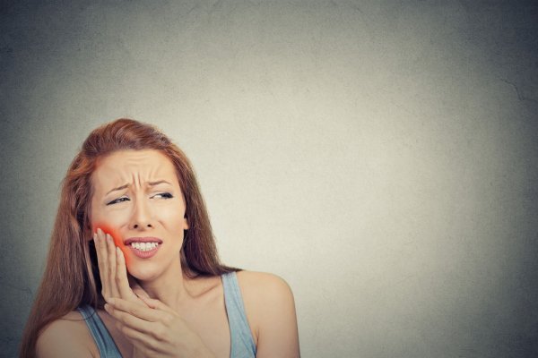 Sensitive Teeth: Symptoms, Prevention and Treatment