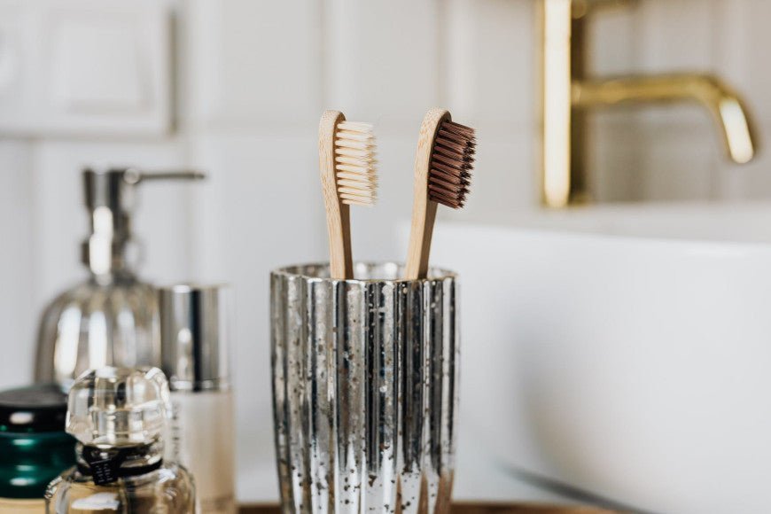 Brosse à dents écologique : caractéristiques et conseils d'utilisation - Y-Brush