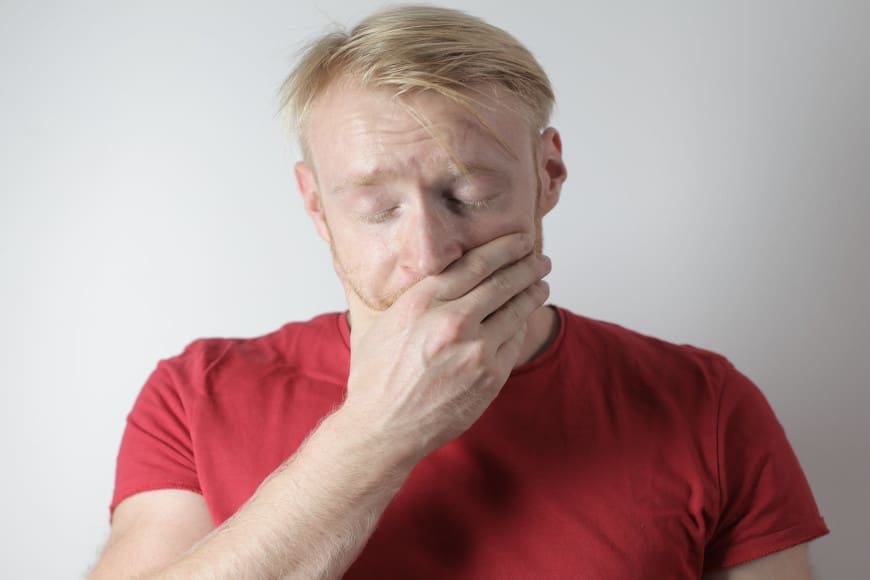 Comment prendre soin de ces gencives fragiles ? - Y-Brush