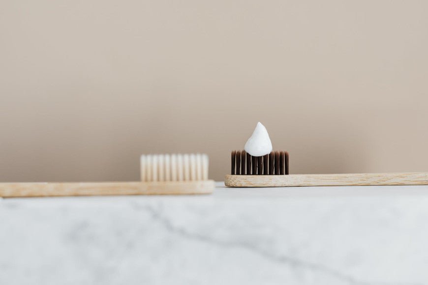 Pourquoi utiliser des brosses à dents biologiques et écologiques “Made in France” - Y-Brush
