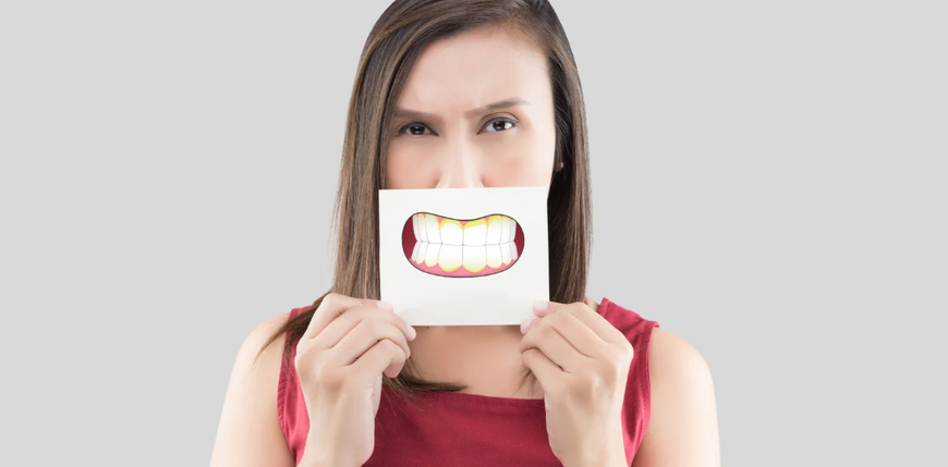 Plaque dentaire : ce qu’elle est vraiment et comment l’éliminer rapidement