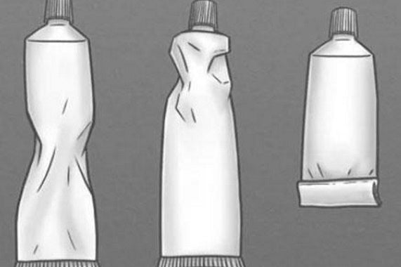 Que révèle la façon de presser votre dentifrice sur votre personnalité ? - Y-Brush
