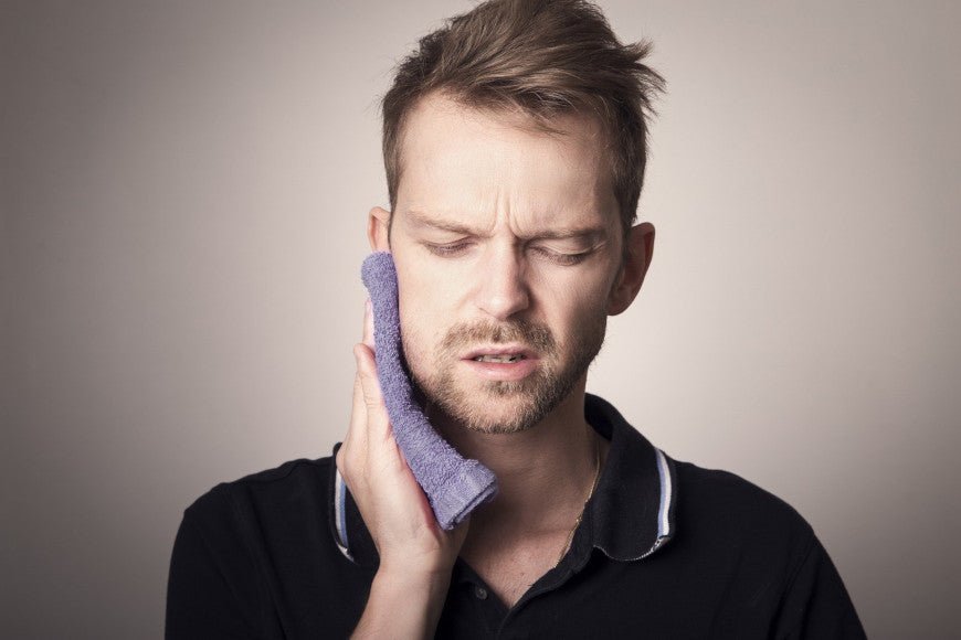 Caries dentaires  : comment s'en sortir ? - Y-Brush