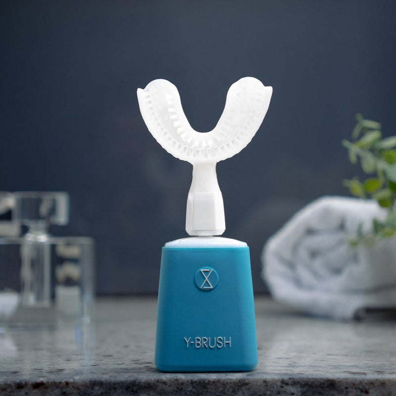 Y-Brush Essential mise en scène