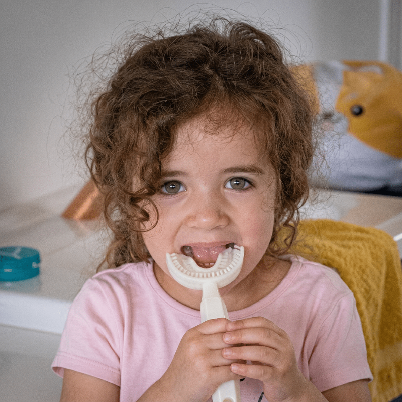 Y-Brush KidsBrush mise en scène