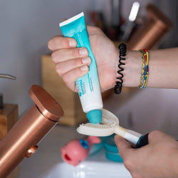 Applicateur de dentifrice - Y-Brush